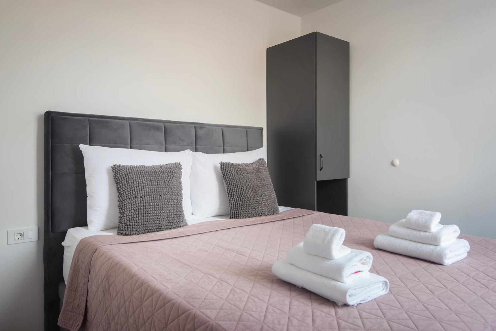 D&A Amphitheatre Premium Apartments With Free Parking Pula Eksteriør billede