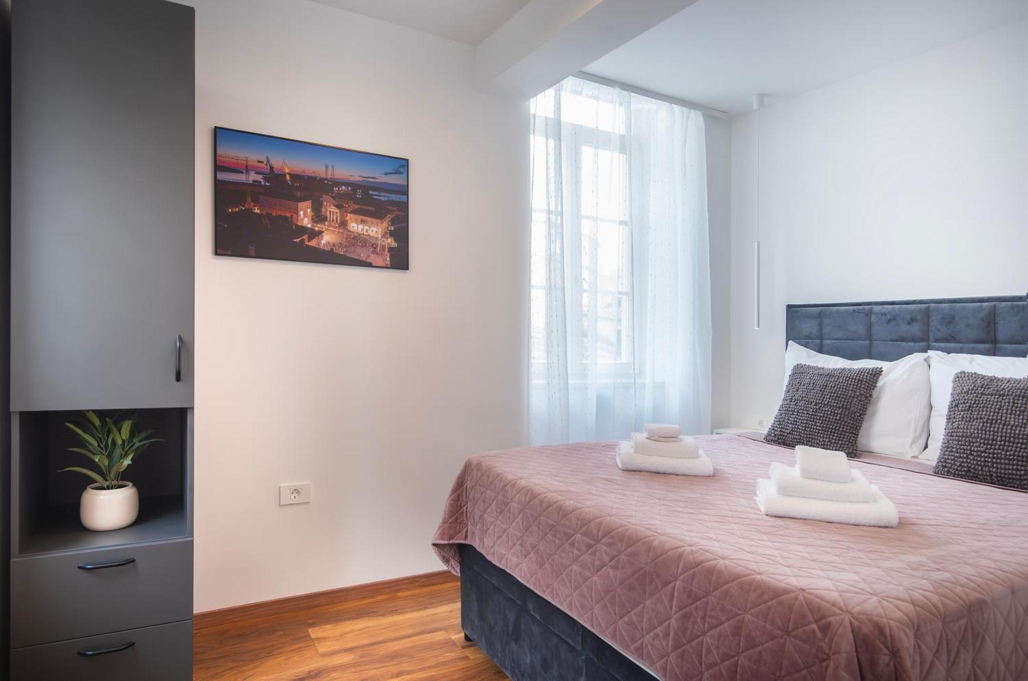 D&A Amphitheatre Premium Apartments With Free Parking Pula Eksteriør billede