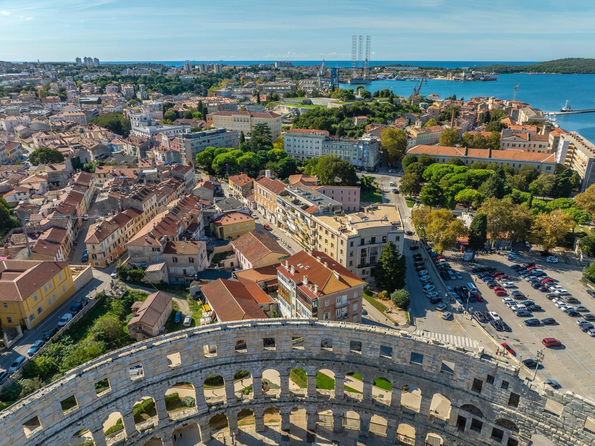D&A Amphitheatre Premium Apartments With Free Parking Pula Eksteriør billede